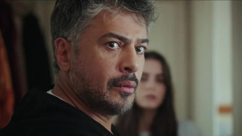 Кадры из сериала Зимородок (2022)