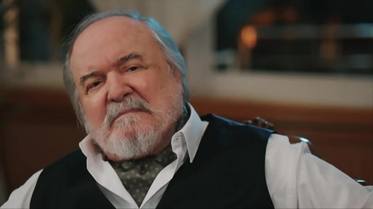 Кадры из сериала Зимородок (2022)
