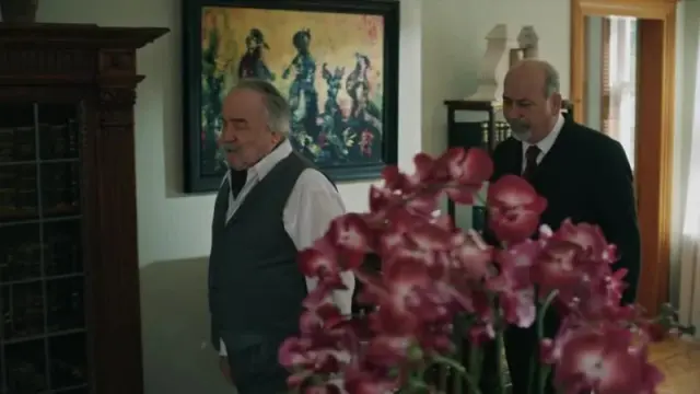 Кадры из сериала Зимородок (2022)